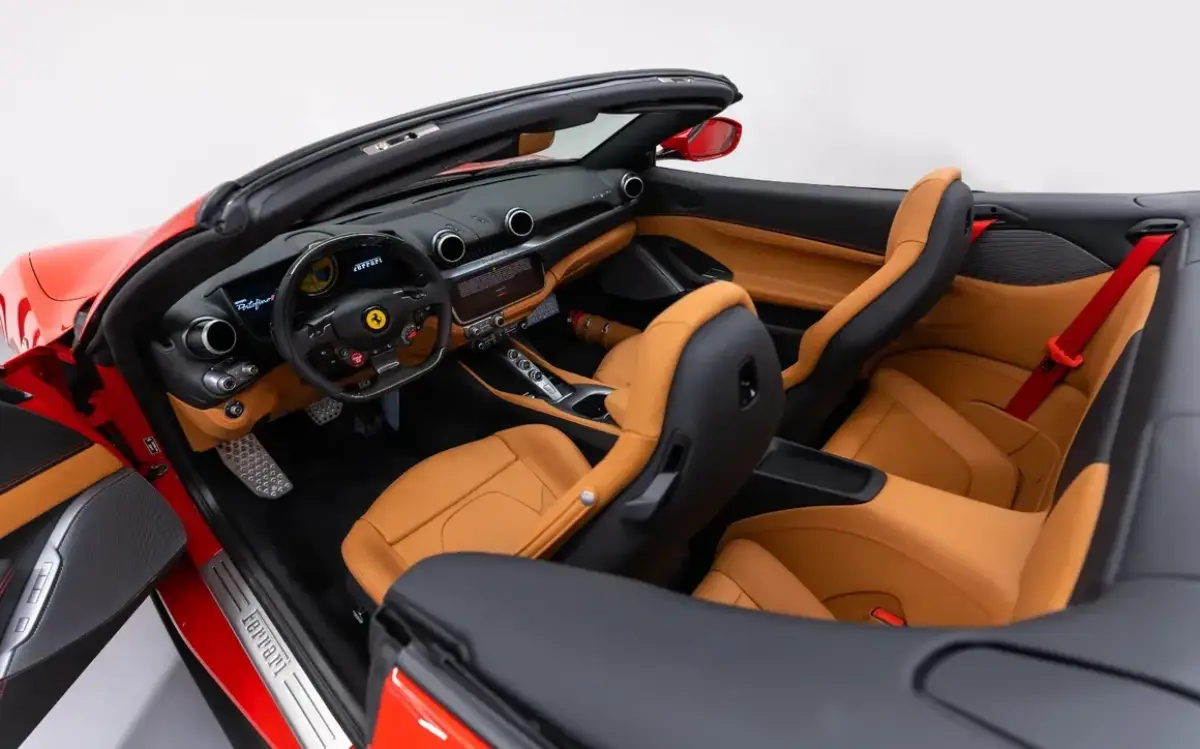 Ferrari Portofino M interior and exterior views - Image 4