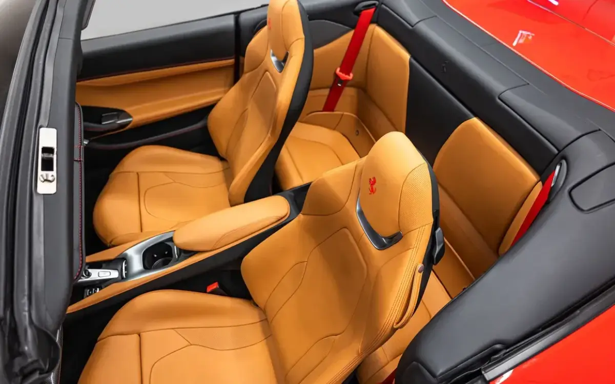 Ferrari Portofino M interior and exterior views - Image 5