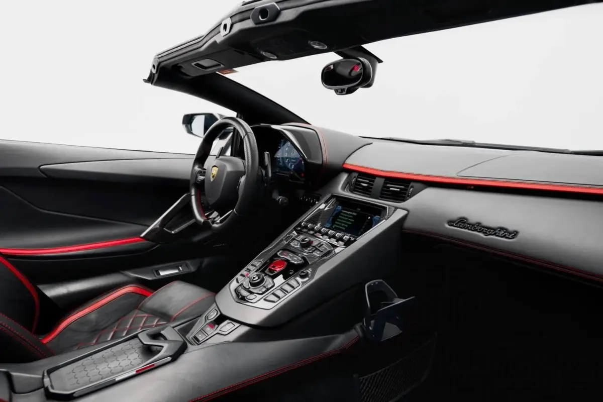 Lamborghini Aventador S Roadster interior and exterior views - Image 5