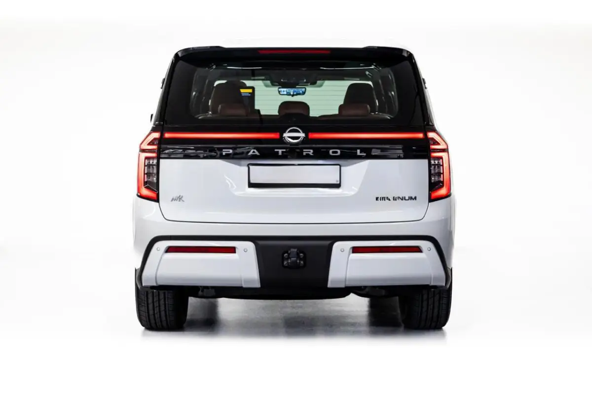 Nissan Patrol Platinum V8 interior and exterior views - Image 1